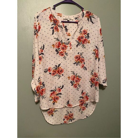 Black Rainn Floral Polka Dot 3/4 Sleeve V Neck Top Size Medium NWOT - Picture 2 of 7